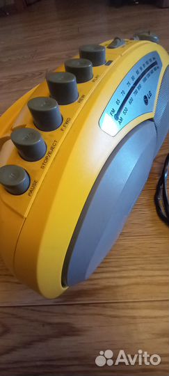 Магнитофон LG