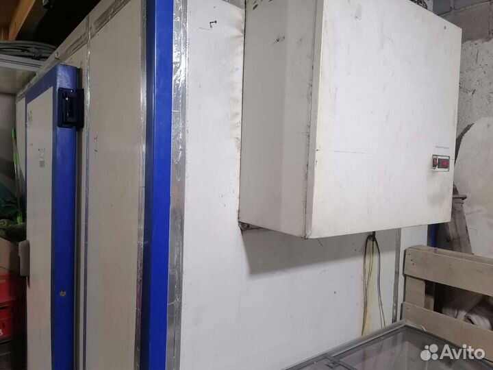 Продам холодильную камеру с моноблоком