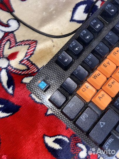 Игровая клавиатура Bloody b800