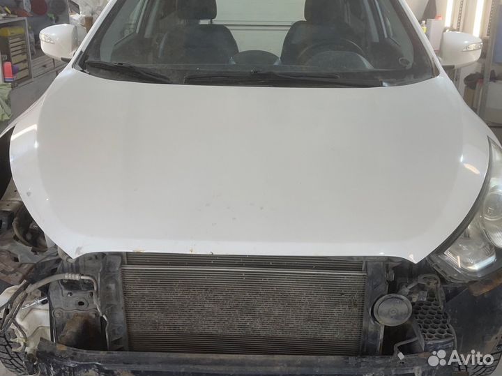 Капот Hyundai ix35 белый