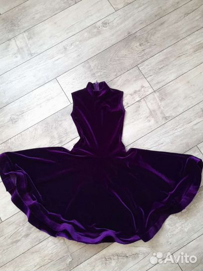 Платье для бальных танцев