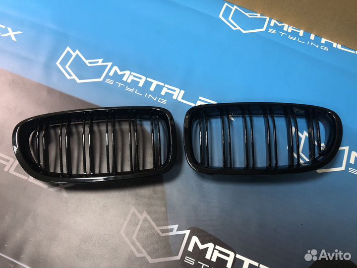 Решетка радиатора BMW F10 M стиль, глянец