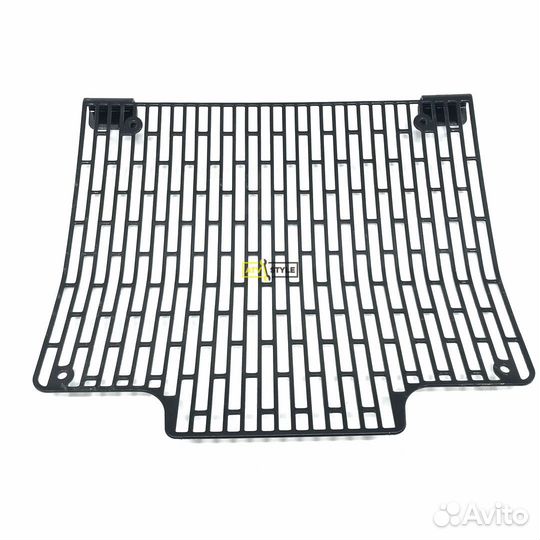 Решетка радиатора Polaris 5247507-067