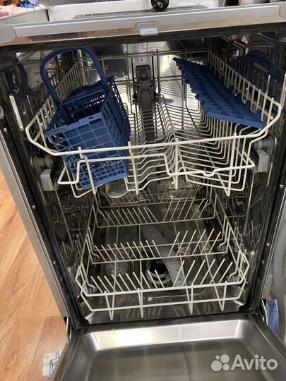 Посудомоечная машина indesit