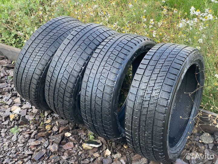 Bridgestone Blizzak Ice 225/40 R18 88S