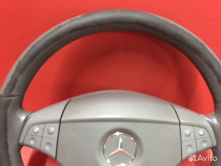 Руль Mercedes-Benz M-Class W164 272967 2005
