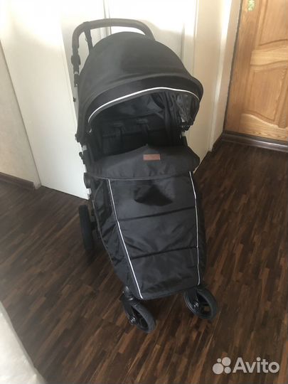 Коляска 2 в 1 0+