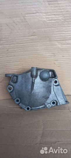 Крышка кожух ремня грм Renault 7700869508