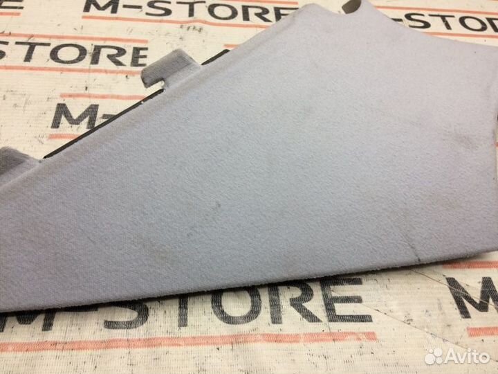 Обшивка стойки задняя правая Mercedes-Benz E-Class