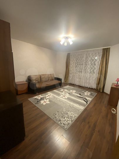1-к. квартира, 40 м², 8/10 эт.