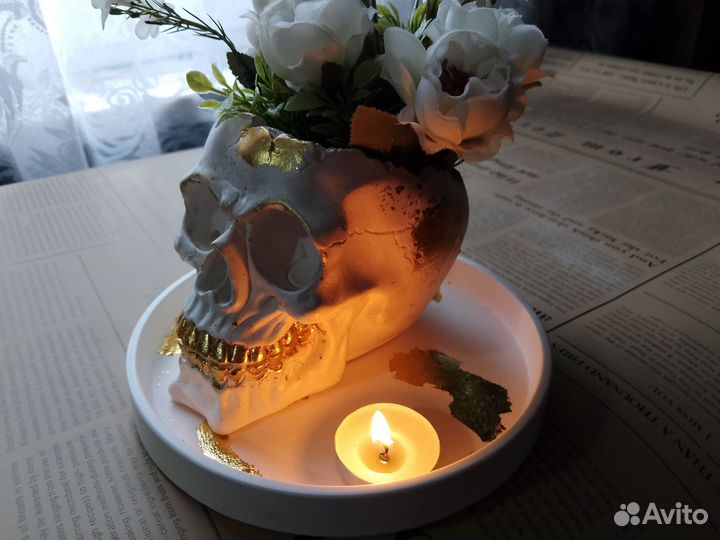 Статуэтка череп