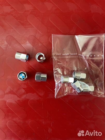 Колпачки на нипеля bmw