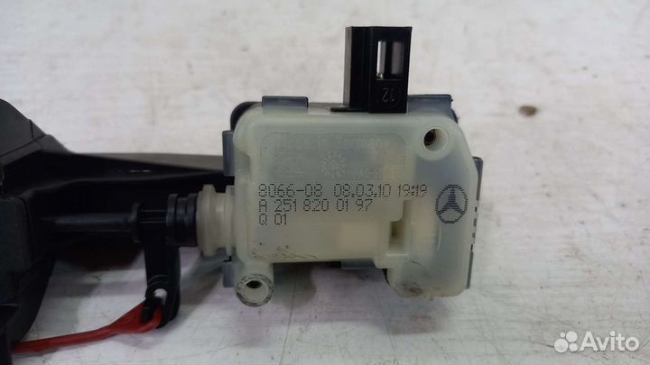 Замок лючка бензобака Mercedes W251 R350