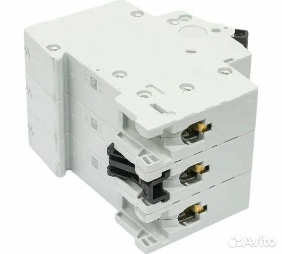 Выключатель автоматический ABB SH203 C20, 2CDS2130