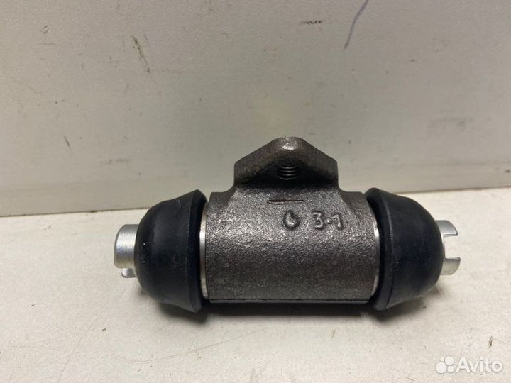 Цилиндр тормозной рабочий Volkswagen Lt Ii