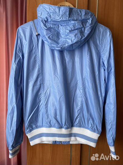 Ветровка женская oodji 38