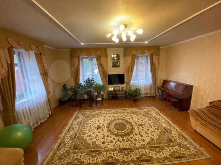 Таунхаус 174 м² на участке 7,5 сот.