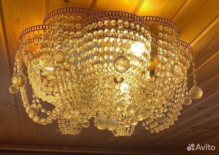 Люстра хрустальная