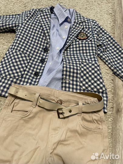 Модный костюм для мальчика р110