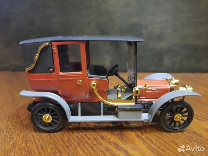 Модели Руссо-Балт Ландоле 1910