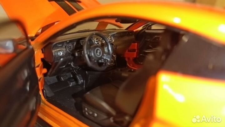 Mustang Shelby GT500 1:24