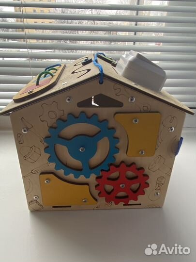 Бизидом со светом бизиборд