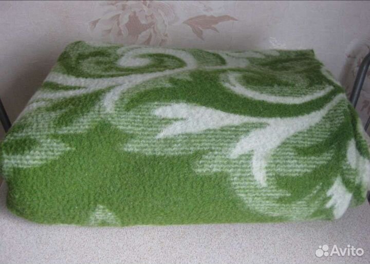 Одеяло натуральное шерстяное 1,5