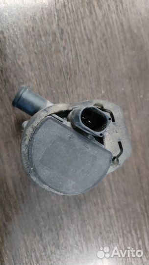 Дополнительная водяная помпа Mercedes Gl 320 Cdi