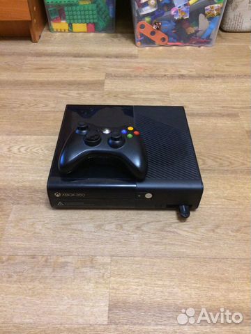 Xbox 360 (последняя версия E)