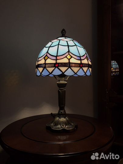 Лампа настольная в стиле Тиффани новая