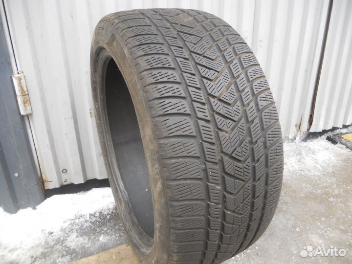 Pirelli Scorpion Winter 275/40 R20 106V