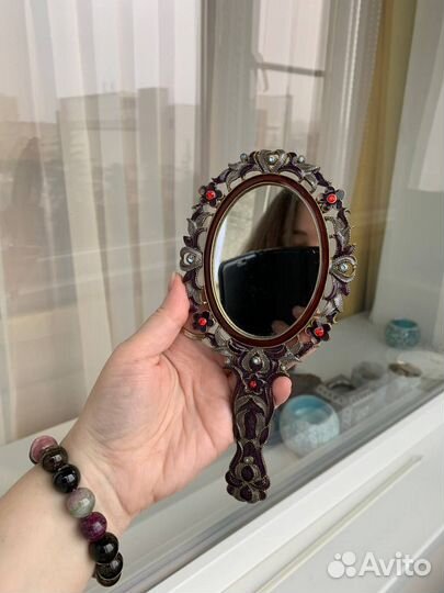 Зеркало с ручкой