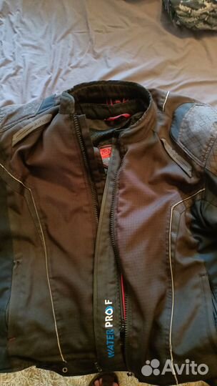 Мотокуртка с защитой