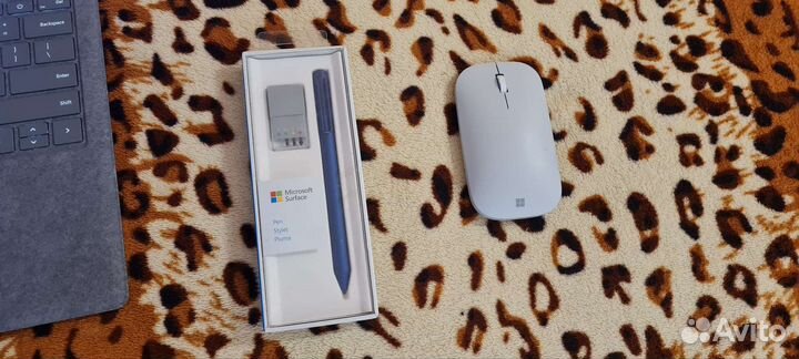 Microsoft surface laptop 3 i7