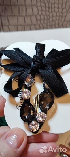 Зажим для волос со стразами