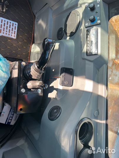 Фронтальный погрузчик BIZON 936, 2024