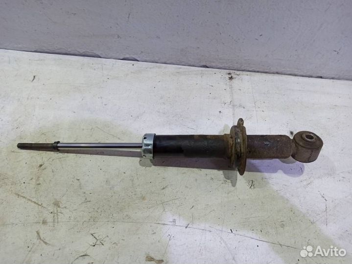 Амортизатор задний