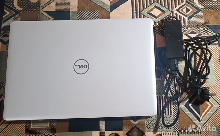 Ноутбук Dell inspiron 3584