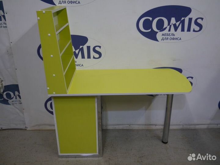 Стол для маникюра