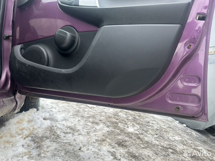 Дверь передняя правая Peugeot 107 2013 г.в