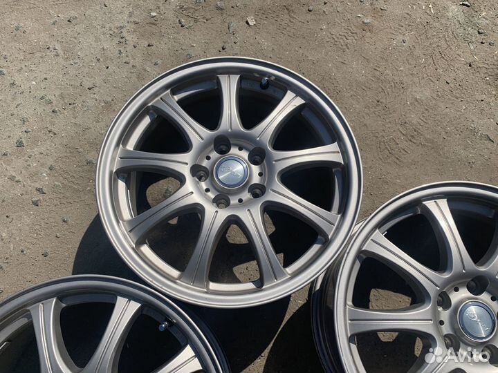 Литье Laycea R17 5*114.3 et48 4шт из японии