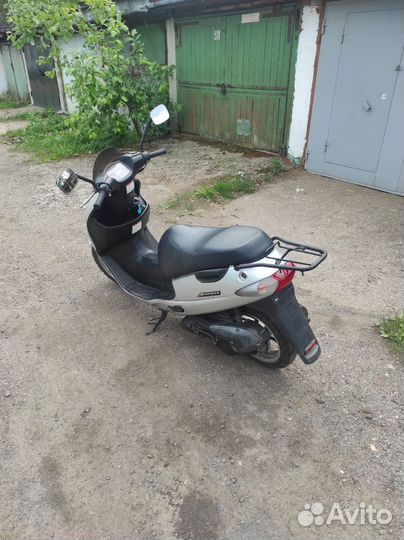 Скутер Suzuki Address 110