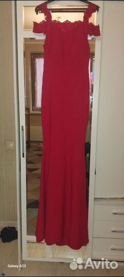 Вечернее платье