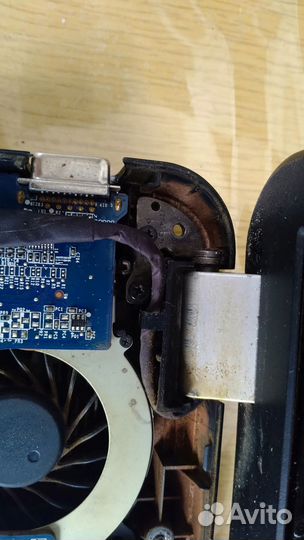 HP Pavilion G7 дисплей в сборе с петлями