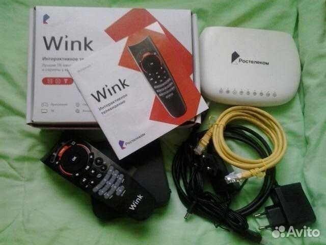 Комплект тв Ростелеком Wink приставка и роутер