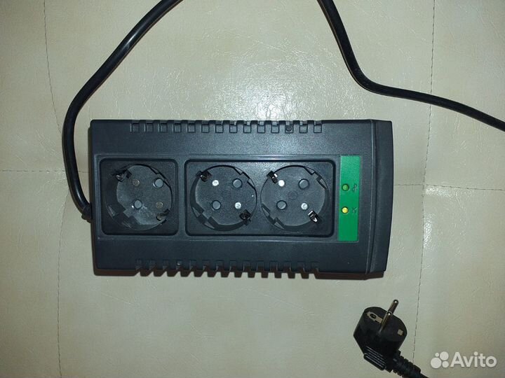 Стабилизатор напряжения, 500Вт