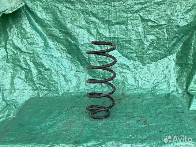 Пружина передней стойки амортизатора Yaris 2