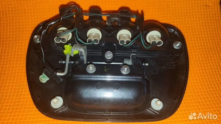 Ручка наружная борта Mitsubishi L200 KB4T, 4D56