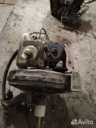 Vw Passat B3 B4 вакумник с блоком abs