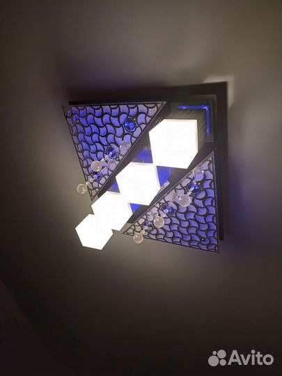 Люстра потолочная